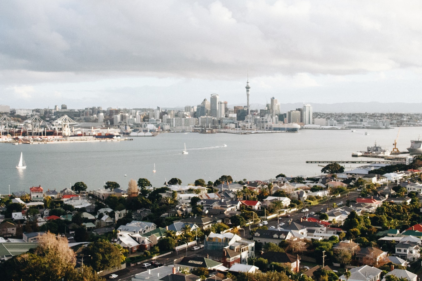 Destination Europe : Direction Amsterdam et Auckland